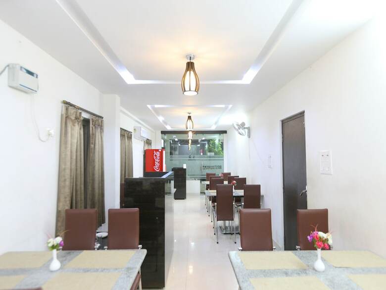 Hotel Oyo 15601 Bhimas Residency