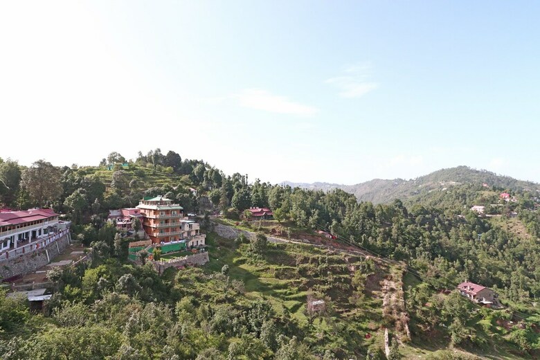 Hotel Oyo 15170 Maa Gauri Resort