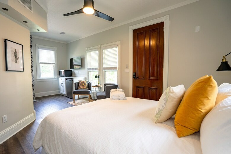 Bed & Breakfast The Curtis Park Club