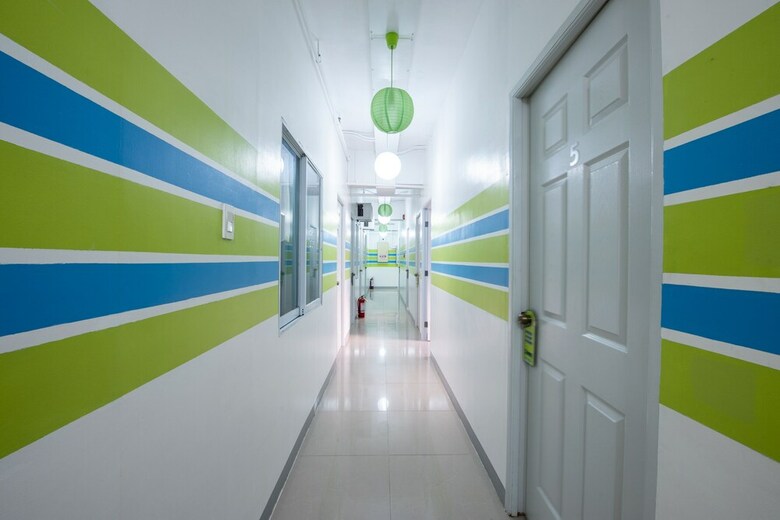 Hotel Oyo 501 Yuj Inn Pasay