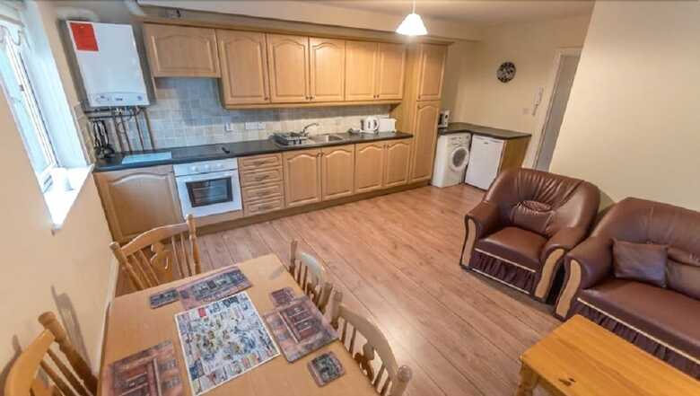 An Sean Ostan Apartments