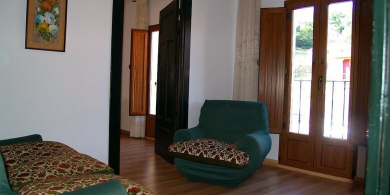 Casa La Abuela De Alceda