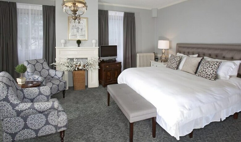 Hotel General Sutter Inn