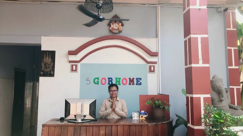Hostal Golden Ganesha Villa