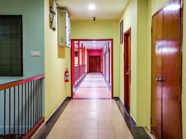 Oyo 89478 Lkh Motel