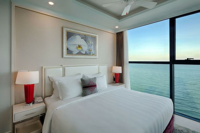 Hotel Vinpearl Condotel Beachfront Nha Trang