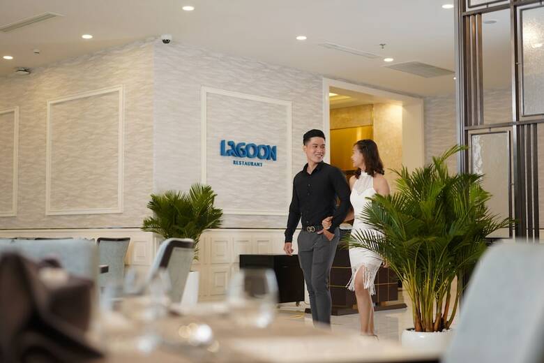 Hotel Vinpearl Condotel Beachfront Nha Trang