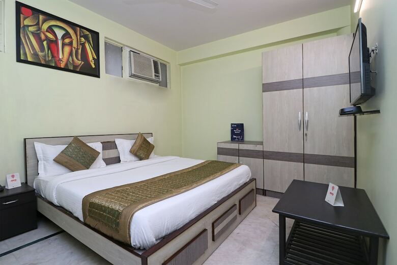 Hotel Oyo 14723 Diamond Deluxe