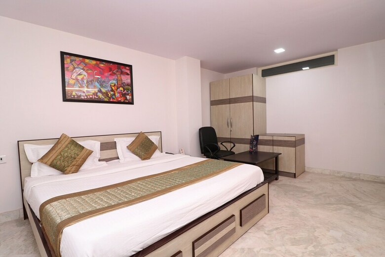 Hotel Oyo 14723 Diamond Deluxe