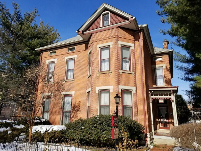 50 Lincoln Short North Bed And Breakfast