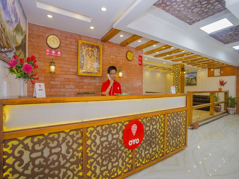Oyo 160 Hotel Shraddha Palace