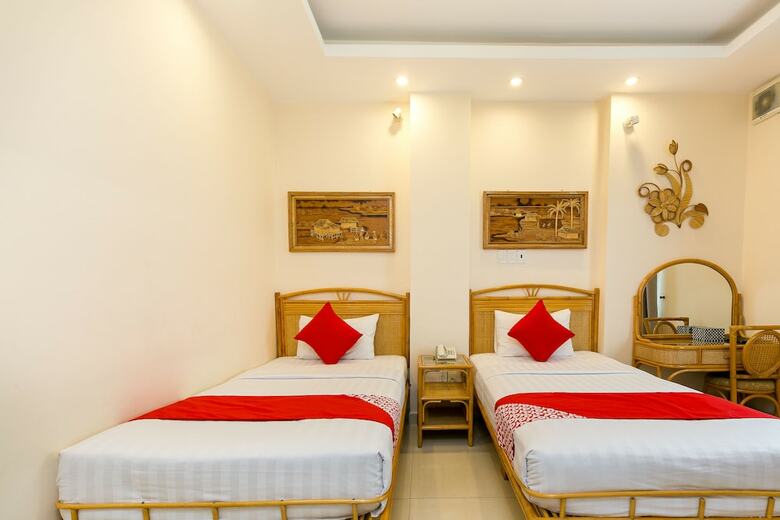 Calmette Hotel