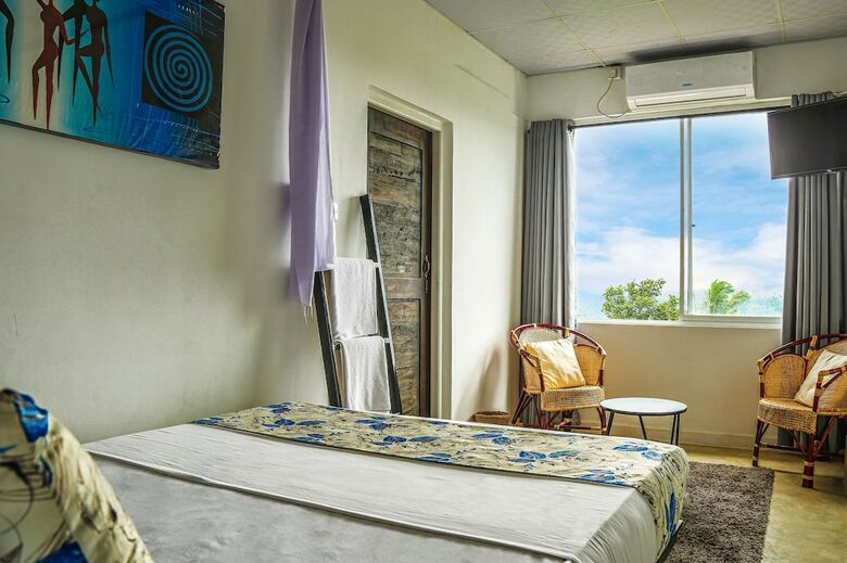 Mintaas Hotel
