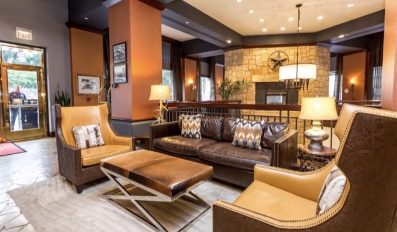 Hotel The Emily Morgan - A Doubletree By Hilton
