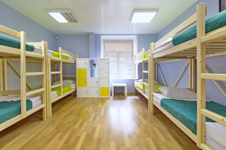 Hostal Come2us Fontanka 127