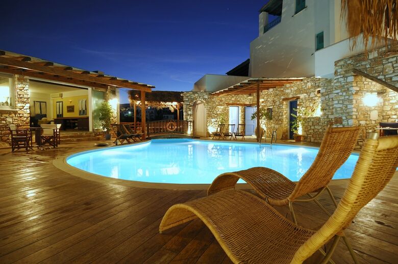 Aloni Hotel