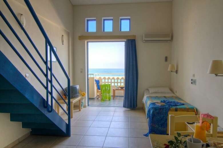 Hotel Esperia Beach Apartments & Suites