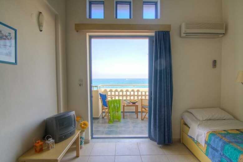 Hotel Esperia Beach Apartments & Suites