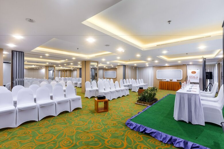 Harris Hotel Kuta Galleria