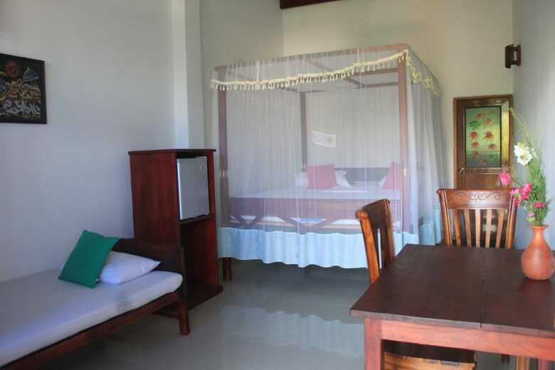 Hotel Yoho Villa Tropicana