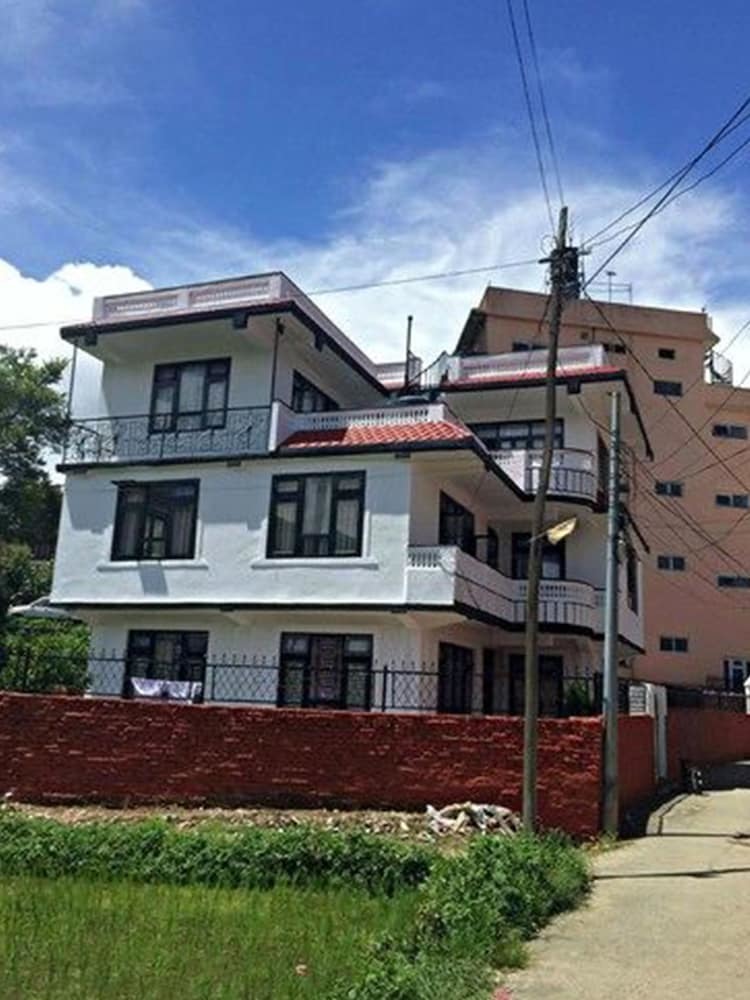 Bed & Breakfast Shakya Residence