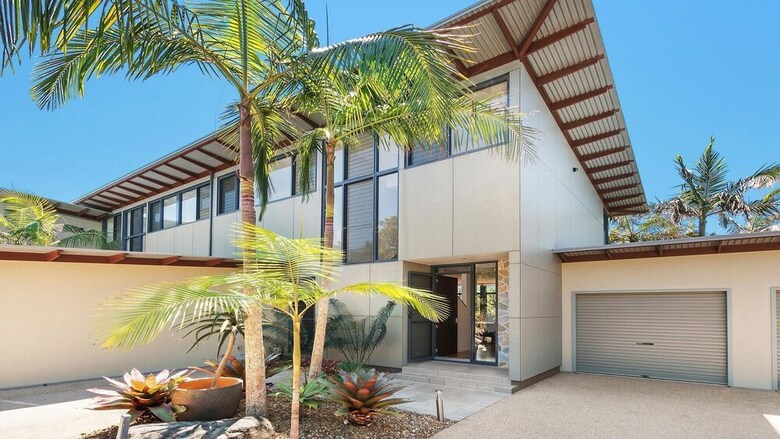 Kiah 11 Beach House Ocean Views