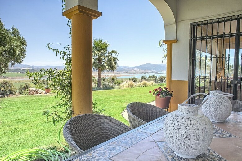 Villa Cortijo Sierra Y Lago