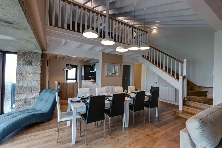 Apartamentos El Balc�n De La Lomba