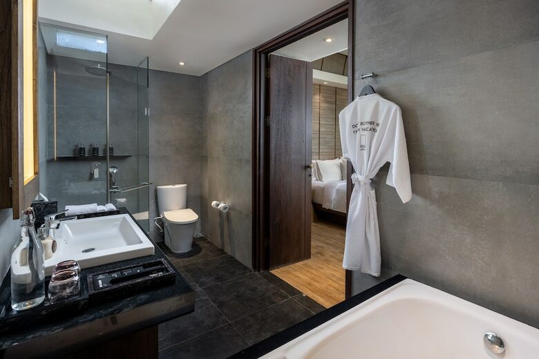 Hotel X2 Bali Breakers Resort