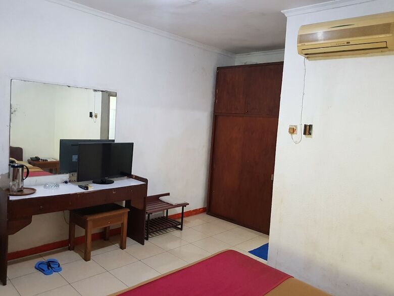 Bed & Breakfast Hotel Royal Juanda