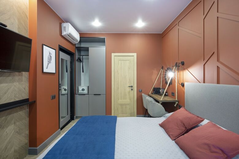 Hotel Amigo Near Kazansky Cathedral
