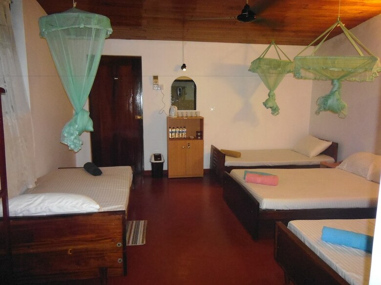 Hostal Mama's Villa By Taprobane