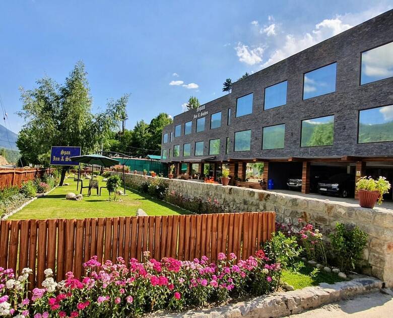 Hotel Span Inn & Suites