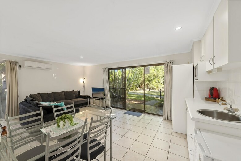 Apartamentos Tropical Spa Bure