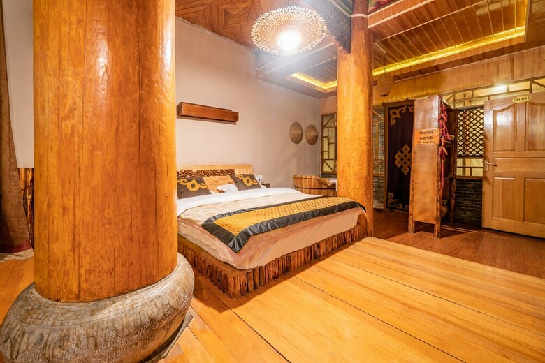 Hostal Home Away From Home