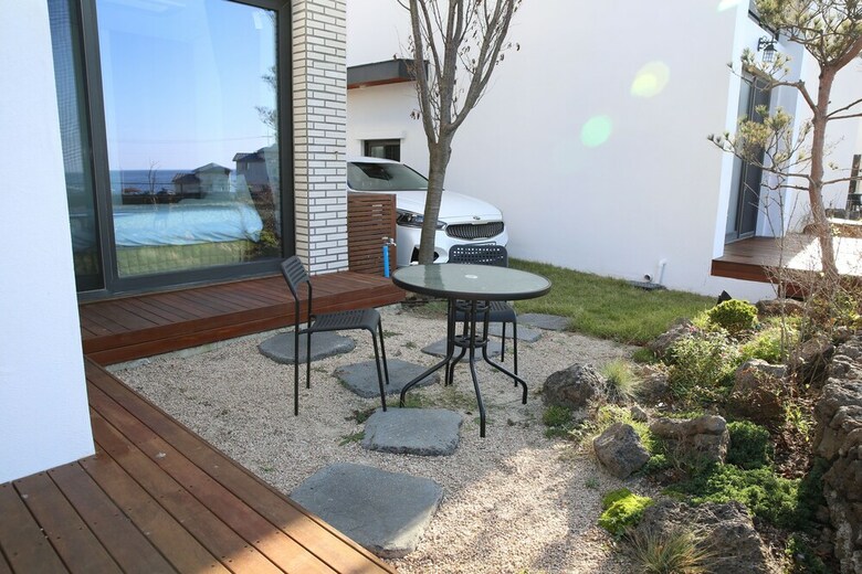 Pension Aewol Bada Town House