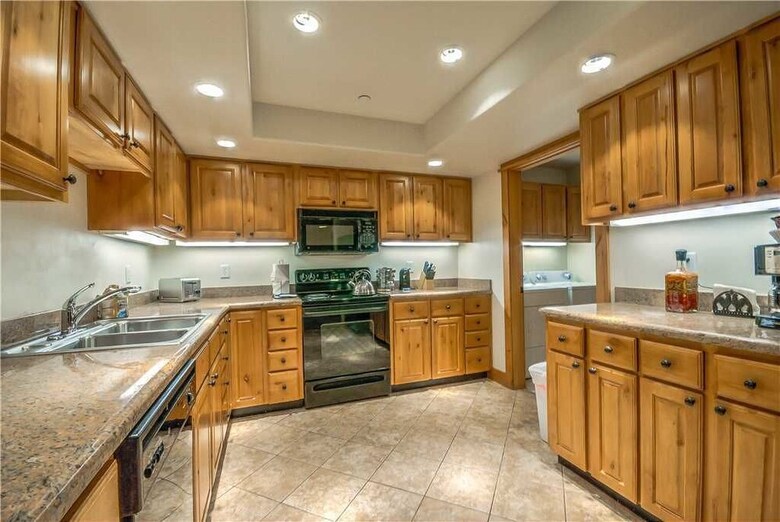 Canyon Creek B 204