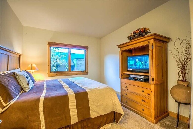 Canyon Creek B 204