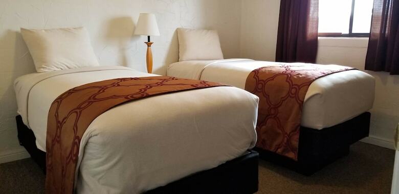 Apartamentos Desert Canyon Inn
