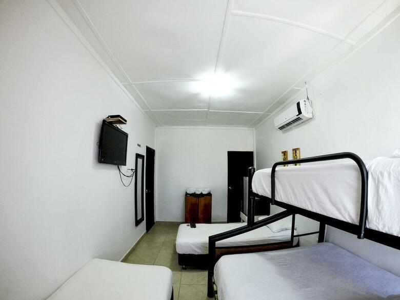Hotel Villa Sarie Bay