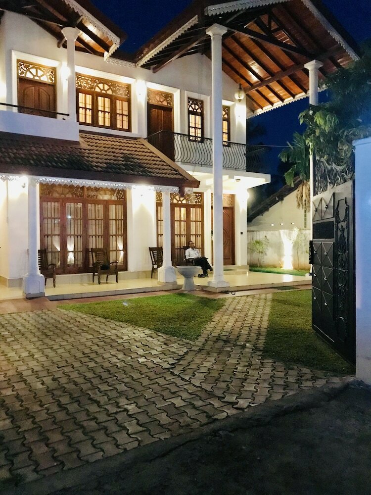 Hotel Ama Villa Negombo