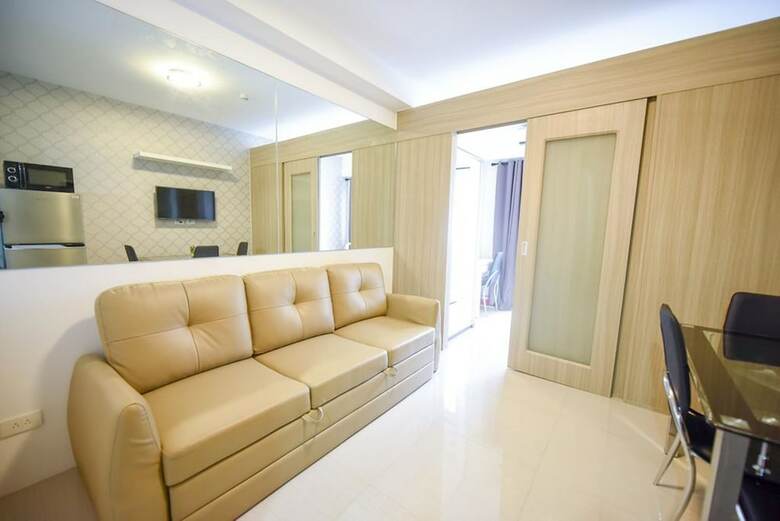 Usp Suites At Shore Residences