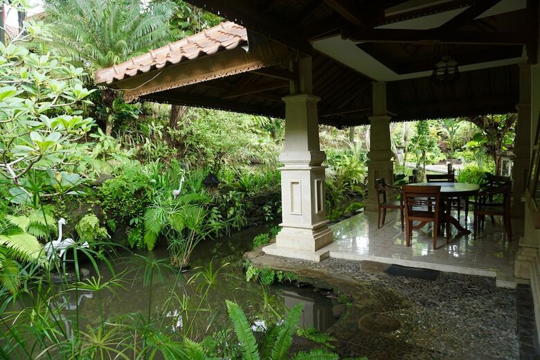 Bed & Breakfast Gunung Paradis Retreat