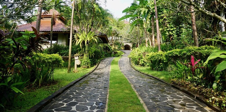 Bed & Breakfast Gunung Paradis Retreat