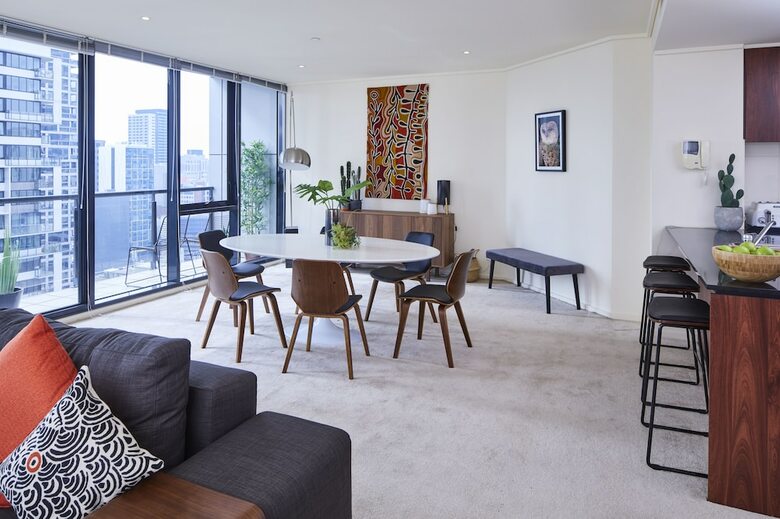Penthouse Apartment In Melb Cbd Perfect Location