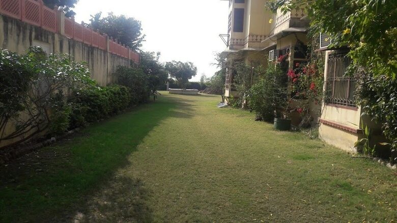 Hotel Bassi Fort
