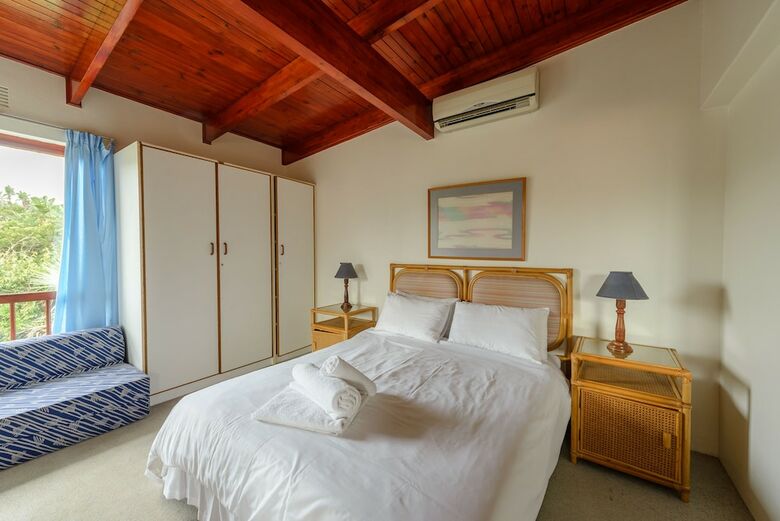 San Lameer Villa Rentals 3311