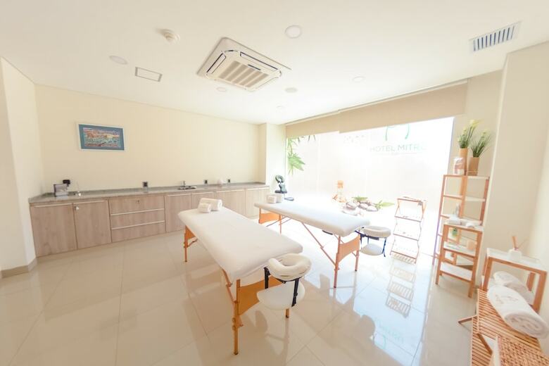 Hotel Mitru Sur