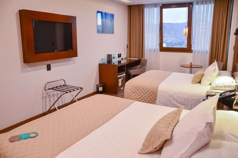 Hotel Mitru Sur