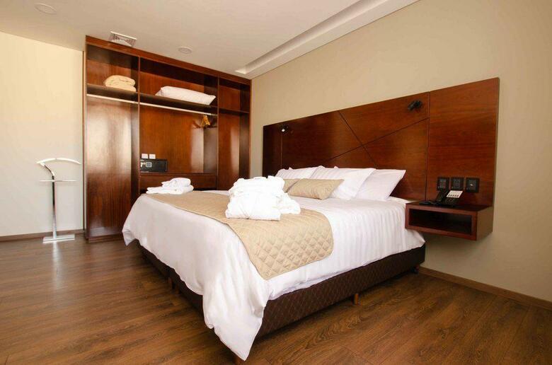 Hotel Mitru Sur